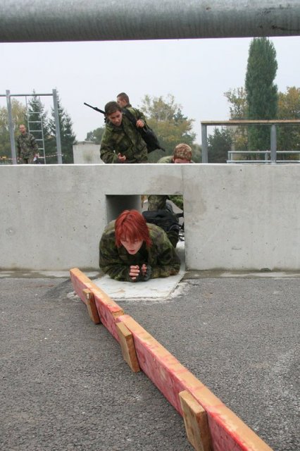 Překážková dráha NATO
