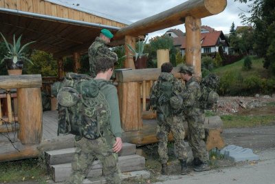 Orientace v terénu podle mapy, buzoly nebo nákresů